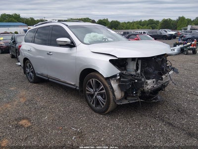 NISSAN PATHFINDER 2017