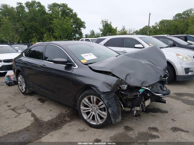 CHRYSLER 200 2016