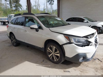 SUBARU OUTBACK 2019