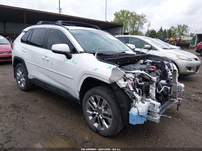 TOYOTA RAV4 2024