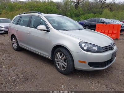 VOLKSWAGEN JETTA SPORTWAGEN 2011