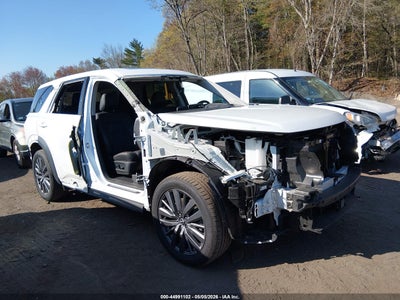 NISSAN PATHFINDER 2025