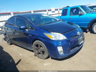 TOYOTA PRIUS 2012