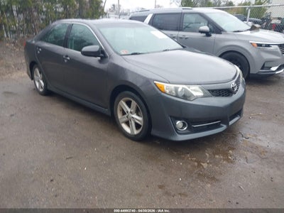 TOYOTA CAMRY 2014