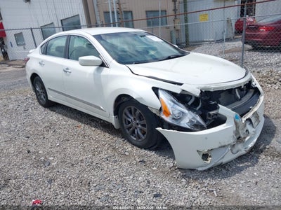 NISSAN ALTIMA 2015