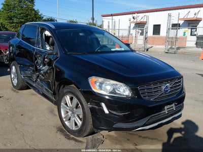 VOLVO XC60 2017