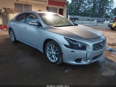 NISSAN MAXIMA 2010