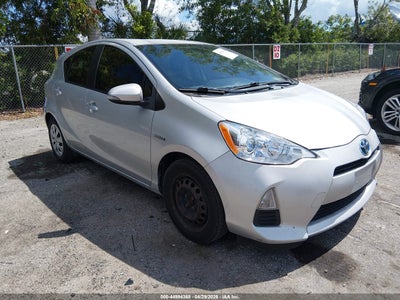 TOYOTA PRIUS C 2013