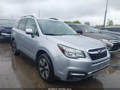 SUBARU FORESTER 2017