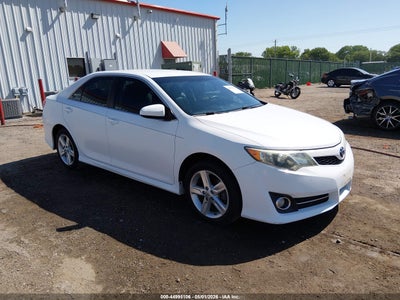 TOYOTA CAMRY 2013