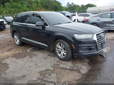 AUDI Q7 2017