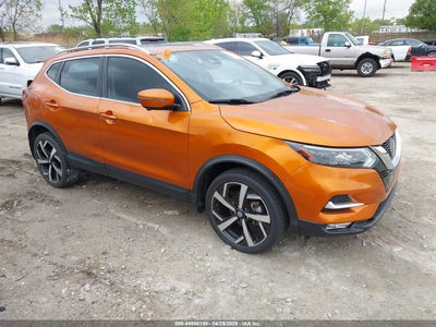 NISSAN ROGUE SPORT 2021