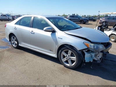 TOYOTA CAMRY HYBRID 2014