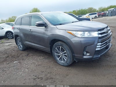 TOYOTA HIGHLANDER 2017