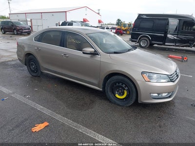 VOLKSWAGEN PASSAT 2015
