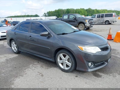 TOYOTA CAMRY 2013