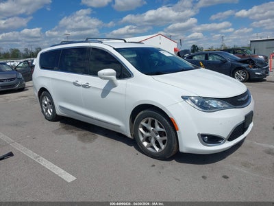 CHRYSLER PACIFICA 2019