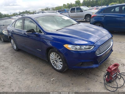 FORD FUSION HYBRID 2015