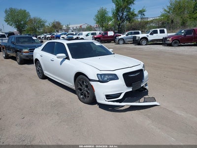 CHRYSLER 300 2018