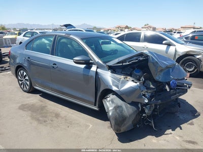 VOLKSWAGEN JETTA HYBRID 2013