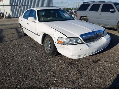 LINCOLN TOWN CAR 2008