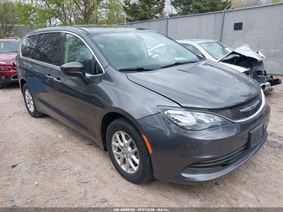 CHRYSLER PACIFICA 2017