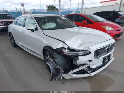 VOLVO S90 2023