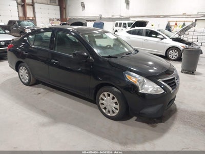 NISSAN VERSA 2016