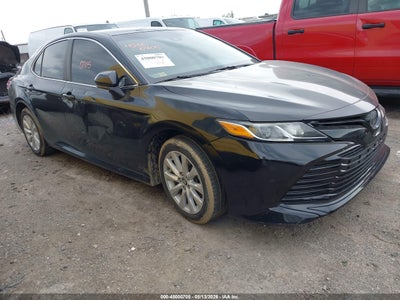 TOYOTA CAMRY 2018