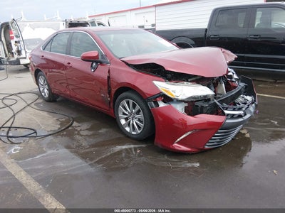 TOYOTA CAMRY 2016