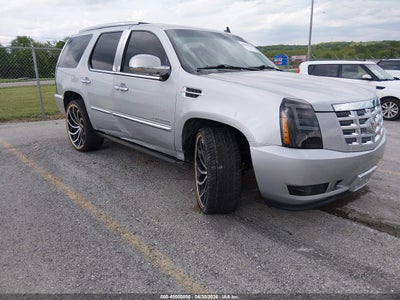 CADILLAC ESCALADE 2014