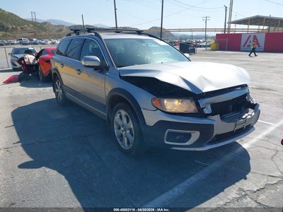 VOLVO XC70 2010