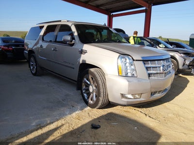 CADILLAC ESCALADE ESV 2011