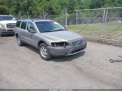 VOLVO XC70 2004