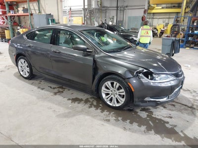 CHRYSLER 200 2015