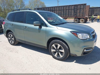 SUBARU FORESTER 2018