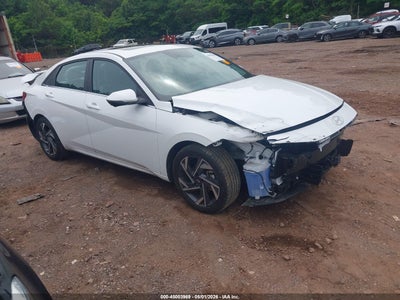 HYUNDAI ELANTRA 2024