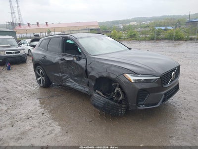 VOLVO XC60 2022