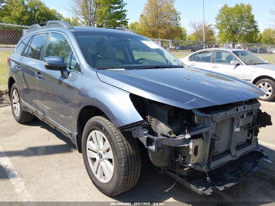 SUBARU OUTBACK 2016