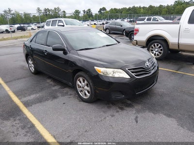 TOYOTA CAMRY 2011