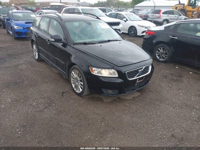 VOLVO V50 2010