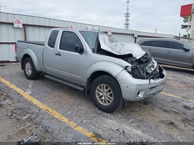 NISSAN FRONTIER 2017