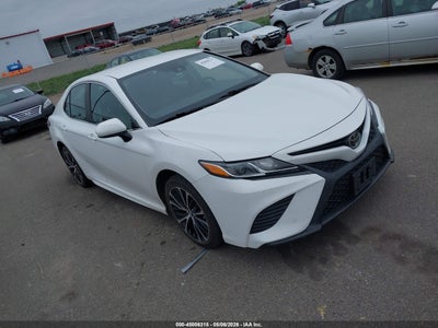 TOYOTA CAMRY 2018