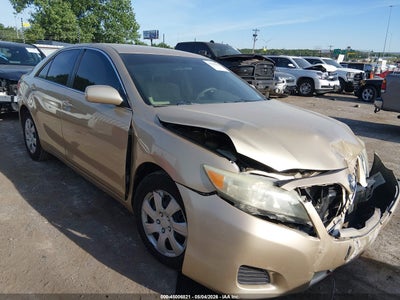 TOYOTA CAMRY 2011
