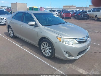 TOYOTA CAMRY HYBRID 2013