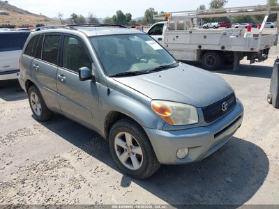 TOYOTA RAV4 2005