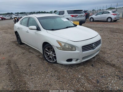 NISSAN MAXIMA 2011
