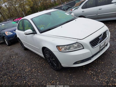 VOLVO S40 2010