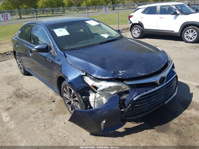 TOYOTA AVALON 2017