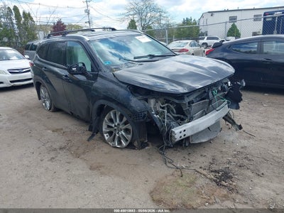 TOYOTA HIGHLANDER 2023